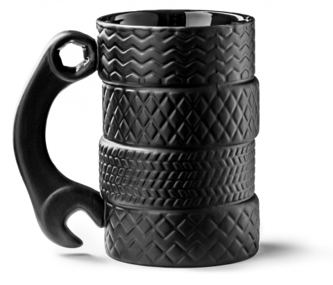 Kubek opony z kluczem